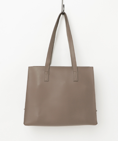 florist（フローリスト）の「【ポーチ付き】サイドファスナーカットオフトートバッグ（ショルダーバッグ・レディース・ブラック/ベージュ/グレー/ピンク/グリーン/キャメル・FREE）」の3枚目の写真