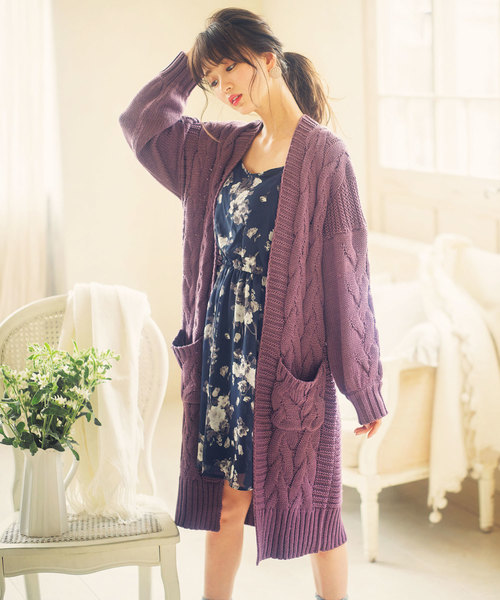 GeeRA(ジーラ)の「ざっくり太ケーブル編ニットカーディガン(カーディガン/ボレロ・レディース・パープル/ネイビー/杢グレー・SMALL/MEDIUM/X-LARGE/LARGE)」の6枚目の写真