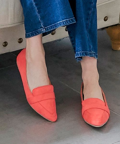 KOBE LETTUCE（コウベレタス）の「ポインテッドトゥフラットローファーパンプス（パンプス・レディース・ブラック/ベージュ/オレンジ/ホワイト系その他/ブルー系その他・LL/S/M/L）」の5枚目の写真