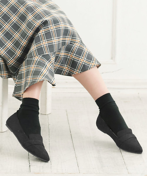 KOBE LETTUCE（コウベレタス）の「ポインテッドトゥフラットローファーパンプス（パンプス・レディース・ブラック/ベージュ/オレンジ/ホワイト系その他/ブルー系その他・LL/S/M/L）」の19枚目の写真