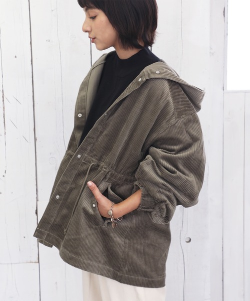 classicalelf（クラシカルエルフ）の「コーデュロイ無地ミドル丈ボリューム袖マウンテンパーカー（マウンテンパーカー・レディース・ベージュ/ブラウン/アイボリー/ライトカーキ・MEDIUM/LARGE）」の10枚目の写真