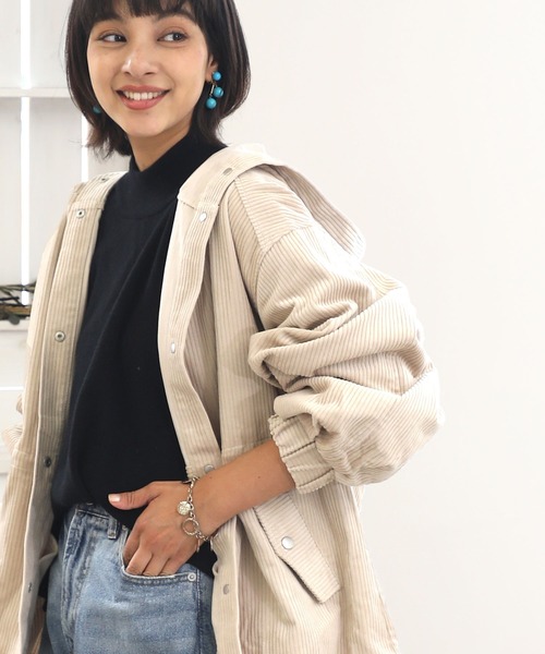 classicalelf（クラシカルエルフ）の「コーデュロイ無地ミドル丈ボリューム袖マウンテンパーカー（マウンテンパーカー・レディース・ベージュ/ブラウン/アイボリー/ライトカーキ・MEDIUM/LARGE）」の16枚目の写真