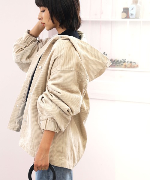 classicalelf（クラシカルエルフ）の「コーデュロイ無地ミドル丈ボリューム袖マウンテンパーカー（マウンテンパーカー・レディース・ベージュ/ブラウン/アイボリー/ライトカーキ・MEDIUM/LARGE）」の17枚目の写真