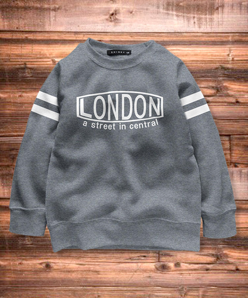 THE CASUAL(カジュアル)の「パイル起毛プリントトレーナー スウェット キッズ(スウェット・キッズ・A/T/S/R/Q/P/O/N/M/L/K/J/I/H/G/F/E/D/C/B・110cm/120cm/130cm/140cm/150cm/160cm/100cm)」の11枚目の写真