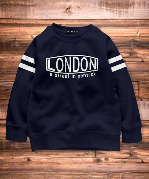 THE CASUAL(カジュアル)の「パイル起毛プリントトレーナー スウェット キッズ(スウェット・キッズ・A/T/S/R/Q/P/O/N/M/L/K/J/I/H/G/F/E/D/C/B・110cm/120cm/130cm/140cm/150cm/160cm/100cm)」の12枚目の写真