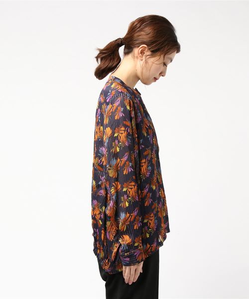 JETSET SOLO PLUS （ジェットセットソロプラス）の「【CKS】シャドーストライプ×リーフプリントブラウス（シャツ/ブラウス・レディース・マルチ・36）」の3枚目の写真