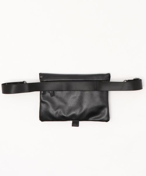 Fun & Daily(ファンアンドデイリー)の「2Way Middle Flap Shoulder Bag(ショルダーバッグ・メンズ・ブラック・FREE)」の3枚目の写真