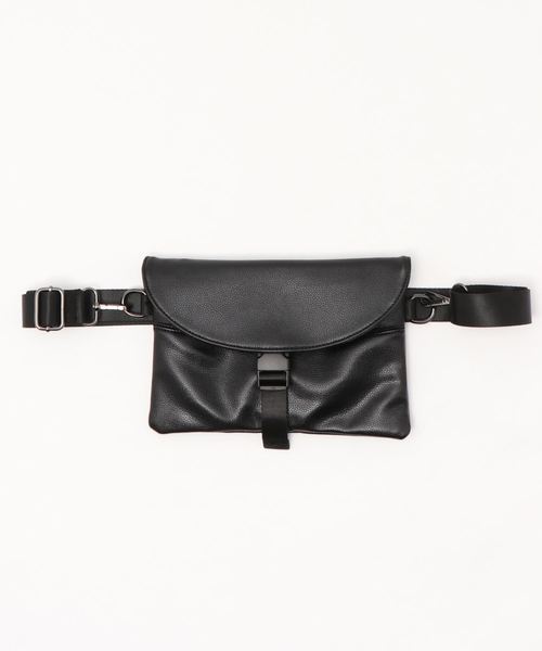 Fun & Daily(ファンアンドデイリー)の「2Way Middle Flap Shoulder Bag(ショルダーバッグ・メンズ・ブラック・FREE)」の7枚目の写真
