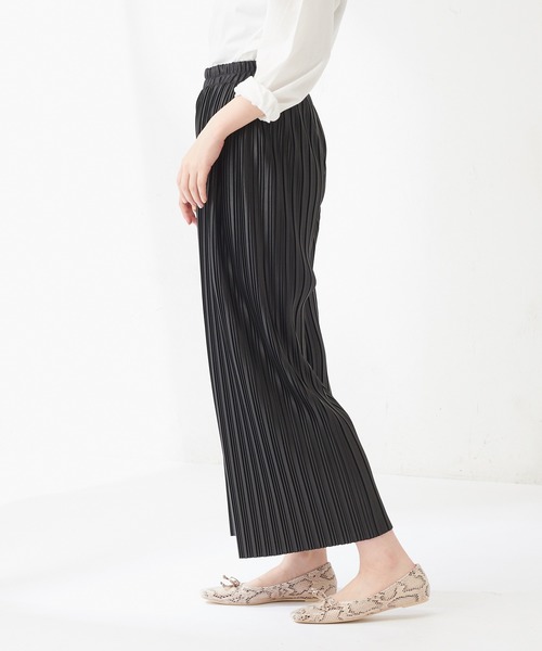 natural couture(ナチュラルクチュール)の「ランダムプリーツリラックスパンツ(その他パンツ・レディース・アイボリー/ミント/ブラック/グレー・FREE)」の10枚目の写真