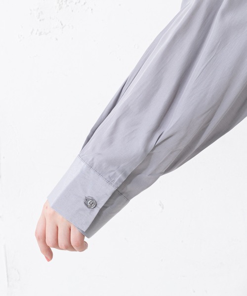 natural couture(ナチュラルクチュール)の「やわらか微光沢バンドカラーシャツ(シャツ/ブラウス・レディース・ベージュ/オフホワイト/モカ/ブルー・FREE)」の22枚目の写真