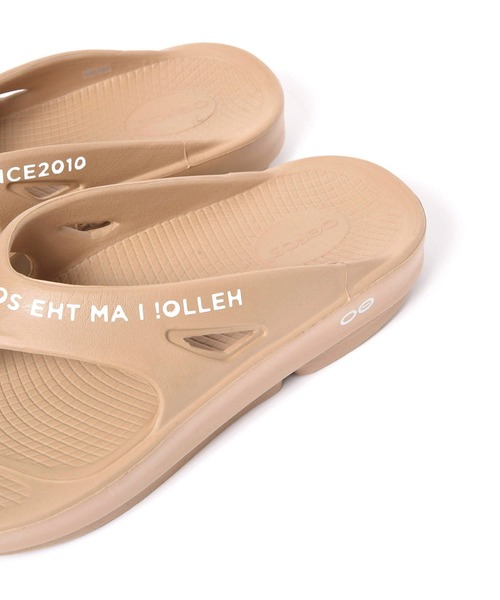 TAKAHIROMIYASHITATheSoloIst.(タカヒロミヤシタザソロイスト)の「SOLOIST(ソロイスト) signature flup-flop(サンダル・メンズ・ベージュ/ブラック/ネイビー・9/10/8)」の9枚目の写真