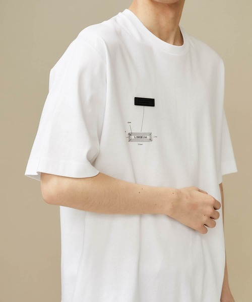 liberum（リベルム）の「【LIBERUM】SILLICON EMBLEM TEE / 2020AW T01（Tシャツ/カットソー・メンズ・ホワイト/ブラック・1/2）」の7枚目の写真