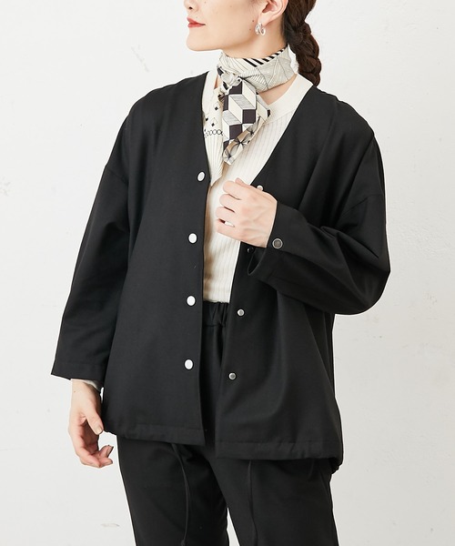 ear PAPILLONNER（イアパピヨネ）の「ノーカラージャケット