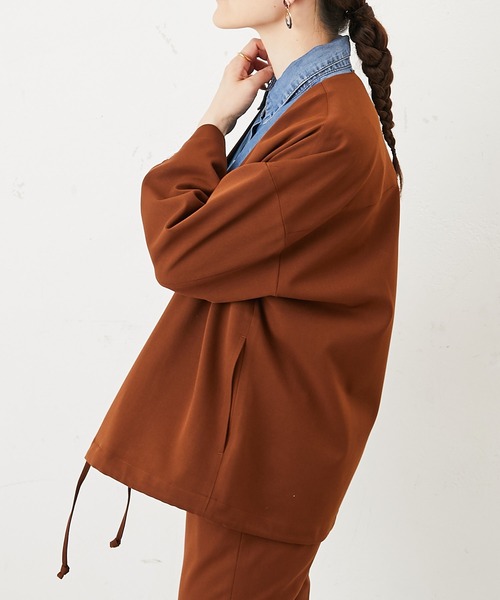 ear PAPILLONNER（イアパピヨネ）の「ノーカラージャケット