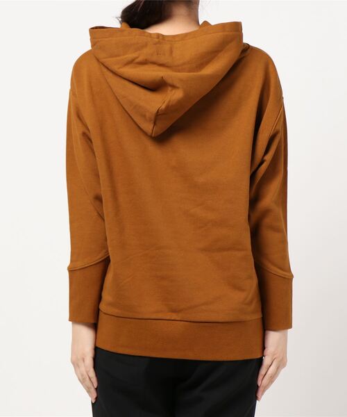 AMERICAN HOLIC(アメリカンホリック)の「フード付き脇スリットプルオーバー *(パーカー・レディース・ブラック/キャメル/モカ/アイボリー・FREE)」の5枚目の写真
