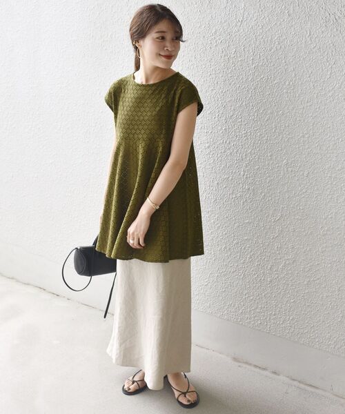 SHIPS(シップス)の「【WEB限定】〈手洗い可能〉アイレットペプラムフレンチカットソー◇(Tシャツ/カットソー・レディース・ライトホワイト/ネイビー/ピンク/ラベンダー/ブラック/オリーブ・ONE SIZE)」の17枚目の写真