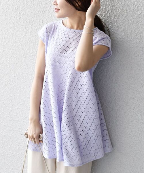 SHIPS(シップス)の「【WEB限定】〈手洗い可能〉アイレットペプラムフレンチカットソー◇(Tシャツ/カットソー・レディース・ライトホワイト/ネイビー/ピンク/ラベンダー/ブラック/オリーブ・ONE SIZE)」の13枚目の写真