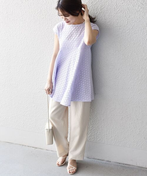 SHIPS(シップス)の「【WEB限定】〈手洗い可能〉アイレットペプラムフレンチカットソー◇(Tシャツ/カットソー・レディース・ライトホワイト/ネイビー/ピンク/ラベンダー/ブラック/オリーブ・ONE SIZE)」の9枚目の写真
