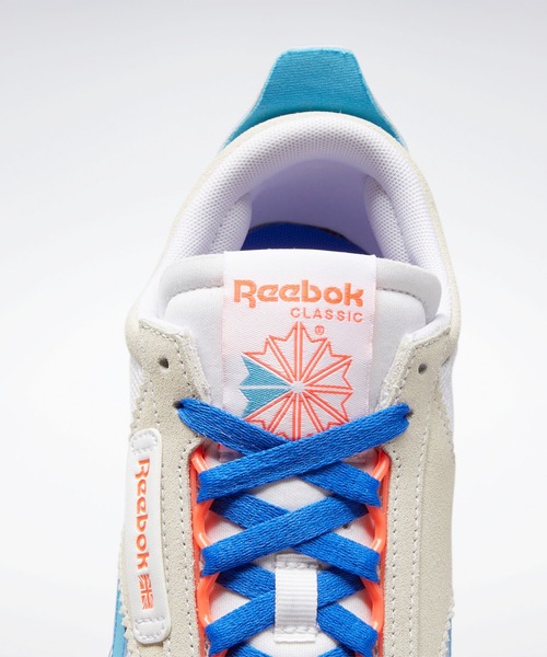 Reebok(リーボック)の「クラシックレザー レガシー / Classic Leather Legacy(スニーカー・メンズ・ホワイト×ブルー・28.0cm/24.5cm/25.0cm/23.5cm/27.0cm/23.0cm/24.0cm/25.5cm/26.5cm/27.5cm/28.5cm/26.0cm/29.0cm)」の5枚目の写真