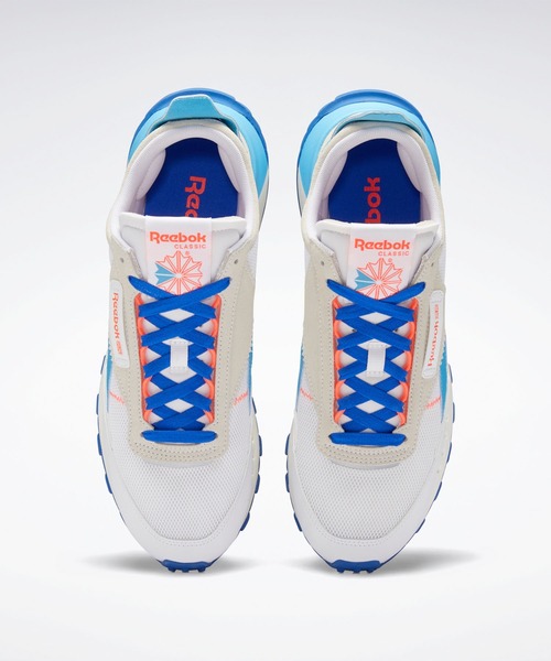 Reebok(リーボック)の「クラシックレザー レガシー / Classic Leather Legacy(スニーカー・メンズ・ホワイト×ブルー・28.0cm/24.5cm/25.0cm/23.5cm/27.0cm/23.0cm/24.0cm/25.5cm/26.5cm/27.5cm/28.5cm/26.0cm/29.0cm)」の4枚目の写真