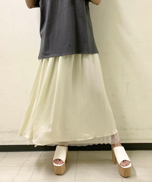 RASVOA(ラスボア)の「リバーシブルプリーツチュールスカート(スカート・レディース・ブラック/アイボリー・FREE)」の16枚目の写真