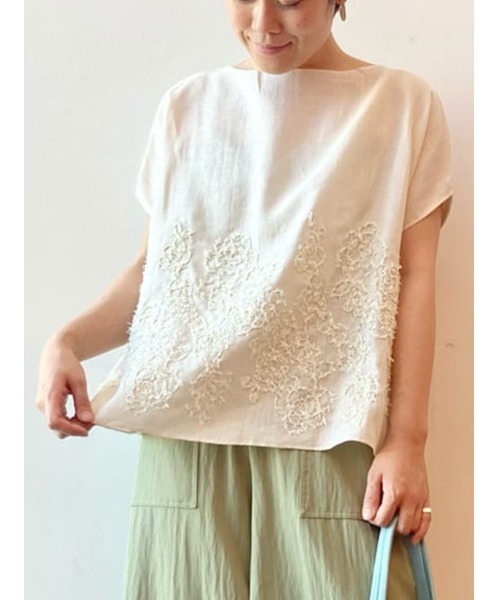 BEARDSLEY(ビアズリー)の「裾刺繍ニット(ニット/セーター・レディース・ブラック/ベージュ・FREE)」の10枚目の写真