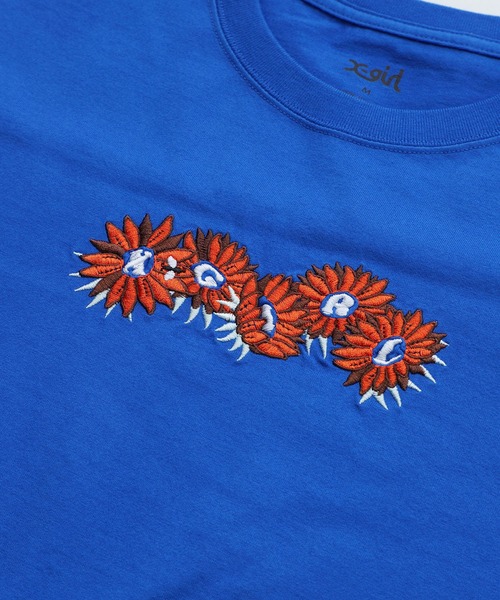 X-girl（エックスガール）の「EMBROIDERED SUNFLOWER LOGO S/S TEE（Tシャツ/カットソー・レディース・レッド/ホワイト/ブルー/ブラック・M/L/S/XS）」の12枚目の写真
