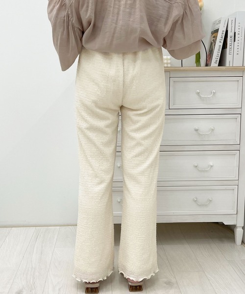 apres jour（アプレジュール）の「シャーリングクロスイージーパンツ【ZOZOTOWN限定アイテム】（その他パンツ・レディース・モカ/ブラック/アイボリー・SMALL/X-LARGE/MEDIUM）」の7枚目の写真