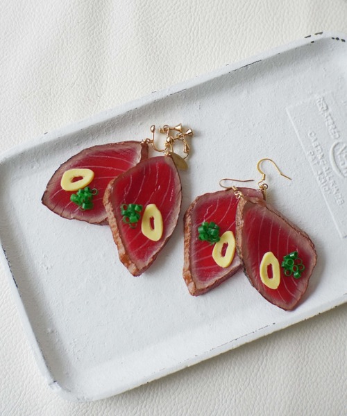 Port（ポート）の「【 ii-Fake / イーフェイク 】 (Fake Food Accessories) カツオのたたきイヤリング（イヤリング・レディース・バーガンディー・FREE）」の4枚目の写真