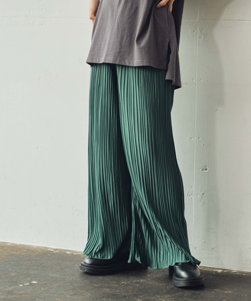 WEGO(ウィゴー)の「WEGO/プリーツイージーパンツ(スラックス・レディース・ブラック/レッド/グリーン/アイボリー・FREE)」の9枚目の写真