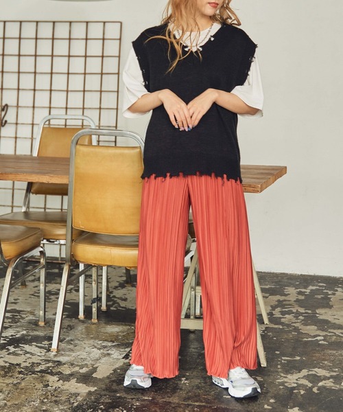 WEGO(ウィゴー)の「WEGO/プリーツイージーパンツ(スラックス・レディース・ブラック/レッド/グリーン/アイボリー・FREE)」の12枚目の写真