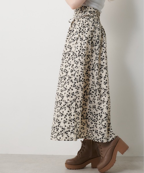 OLIVE des OLIVE（オリーブデオリーブ）の「サイドレースアップハギスカート（スカート・レディース・ブラック/ブラウン/オフホワイト/サックスブルー・FREE）」の19枚目の写真