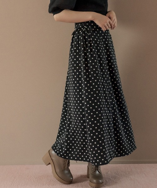 OLIVE des OLIVE（オリーブデオリーブ）の「サイドレースアップハギスカート（スカート・レディース・ブラック/ブラウン/オフホワイト/サックスブルー・FREE）」の14枚目の写真