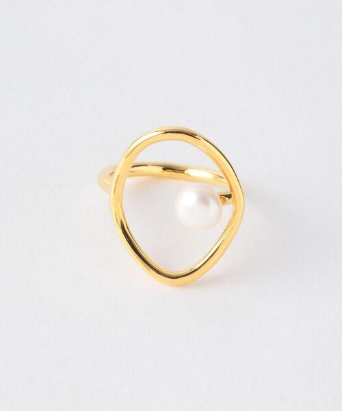 green label relaxing(グリーンレーベルリラクシング)の「リングフレーム & 淡水パール リング(リング・レディース・シルバー/ゴールド・FREE)」の2枚目の写真