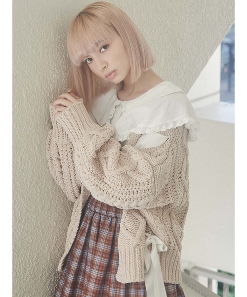 merry jenny（メリージェニー）の「レースアップケーブルニット