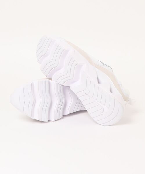 NIKE（ナイキ）の「【NIKE】ナイキ RYZ 365 2 ウィメンズシューズ（スニーカー・レディース・ホワイト/ブラック・24/22.5cm/23.5cm/24.5cm/25.5cm/23/25）」の6枚目の写真