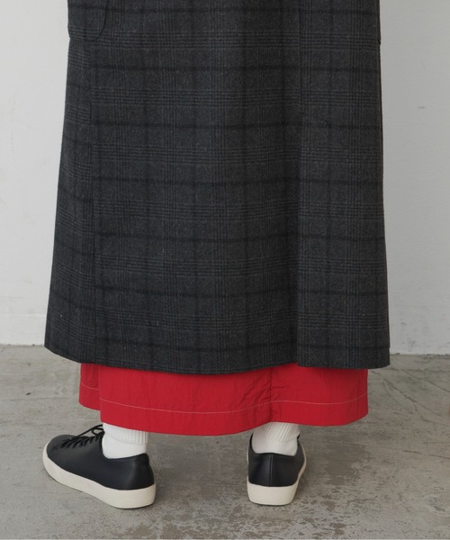 Libra Cue（リブラ キュー）の「クラシックチェックロングコート（ステンカラーコート・レディース・ブラック/ダークグリーン・FREE）」の7枚目の写真