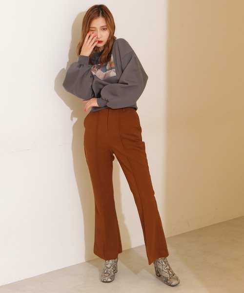 FREE'S MART（フリーズマート）の「【Sシリーズ対応】カルゼカットソーフレアパンツ（その他パンツ・レディース・ブラック/オレンジ/パープル/グリーン/グリーン系その他/レッド/ブラウン・X-SMALL/MEDIUM/SMALL）」の3枚目の写真