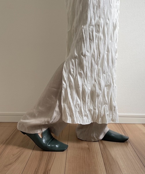 wee9s(ウィークス)の「wave onepiece / シワ加工で形状記憶!アイロン不要なスリット入りクリンクルワンピース(ワンピース・レディース・ブラック/ベージュ/アイボリー・FREE)」の20枚目の写真