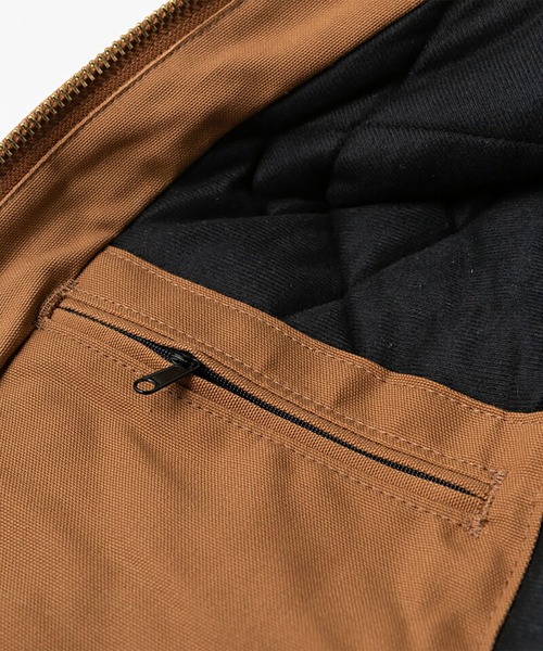 Carhartt(カーハート)の「CARHARTT- DUCK QUILTED FLANNEL(ブルゾン・メンズ・ブラック/ブラウン・M/L/S)」の9枚目の写真