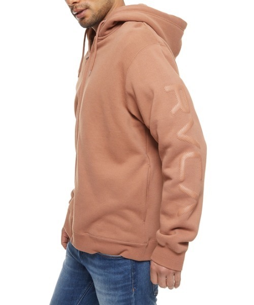 【関税込み】RVCA メンズ PUFF ZIP HD セットアップトップス RVCA（ルーカ）の「RVCA メンズ PUFF ZIP HD セットアップ