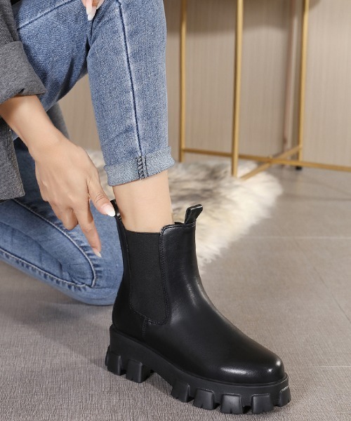 Futier land（フューティアランド）の「サイドゴア厚底ブーツ（ブーツ・レディース・アイボリー/ブラック・36/37/38/39/40）」の8枚目の写真