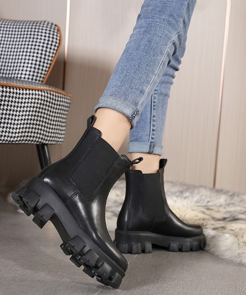 Futier land（フューティアランド）の「サイドゴア厚底ブーツ（ブーツ・レディース・アイボリー/ブラック・36/37/38/39/40）」の3枚目の写真