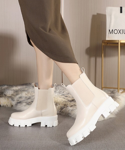 Futier land（フューティアランド）の「サイドゴア厚底ブーツ（ブーツ・レディース・アイボリー/ブラック・36/37/38/39/40）」の20枚目の写真