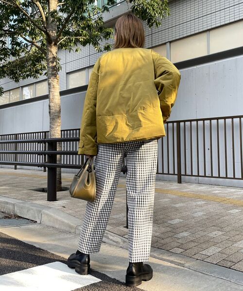 AG by aquagirl(エージーバイアクアガール)の「◆ミュラーダウン PAKAノーカラージャケット(ダウンジャケット/コート・レディース・こしょう色系/ライトブルー・38)」の19枚目の写真