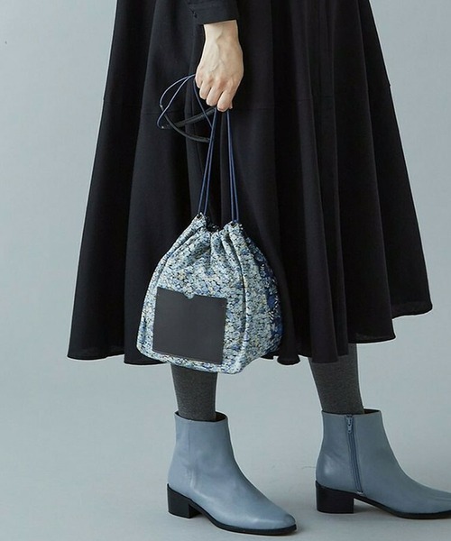 ADIEU TRISTESSE（アデュートリステス）の「LIBERTY PRINT 巾着（ハンドバッグ・レディース・ブルー系その他/ピンク系その他・FREE）」の2枚目の写真