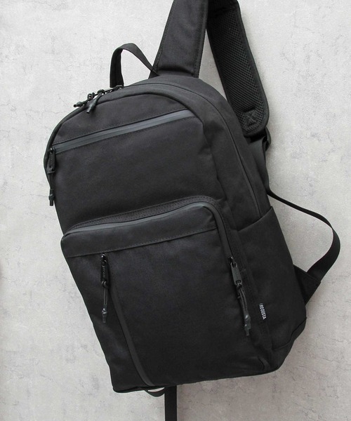 REGiSTA(レジスタ)の「撥水加工 ポリエステル スクエア バックパック / 大容量 リュック(バックパック/リュック・メンズ・ブラック・FREE)」の1枚目の写真