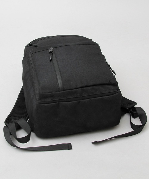 REGiSTA(レジスタ)の「撥水加工 ポリエステル スクエア バックパック / 大容量 リュック(バックパック/リュック・メンズ・ブラック・FREE)」の4枚目の写真