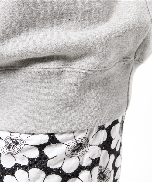 Ray BEAMS（レイビームス）の「Ray BEAMS / スウェットハイネック Bigプルオーバー（スウェット・レディース・オフホワイト/シルバー・ONE SIZE）」の8枚目の写真