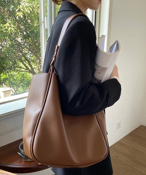 TABI PAL(タビパル)の「PUレザー トートバッグ(ショルダーバッグ・レディース・ブラック/ブラウン/アイボリー・FREE)」の14枚目の写真